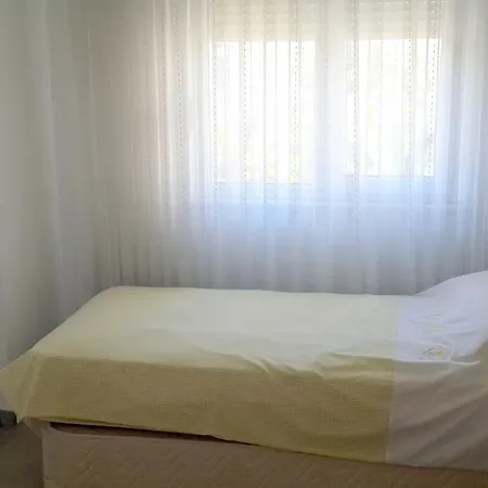 Apartment In Cleodora